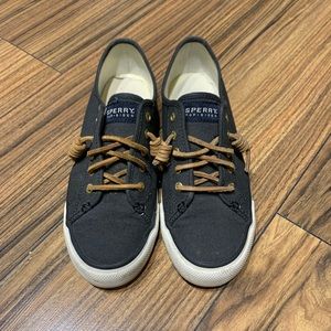 Sperry Sneakers